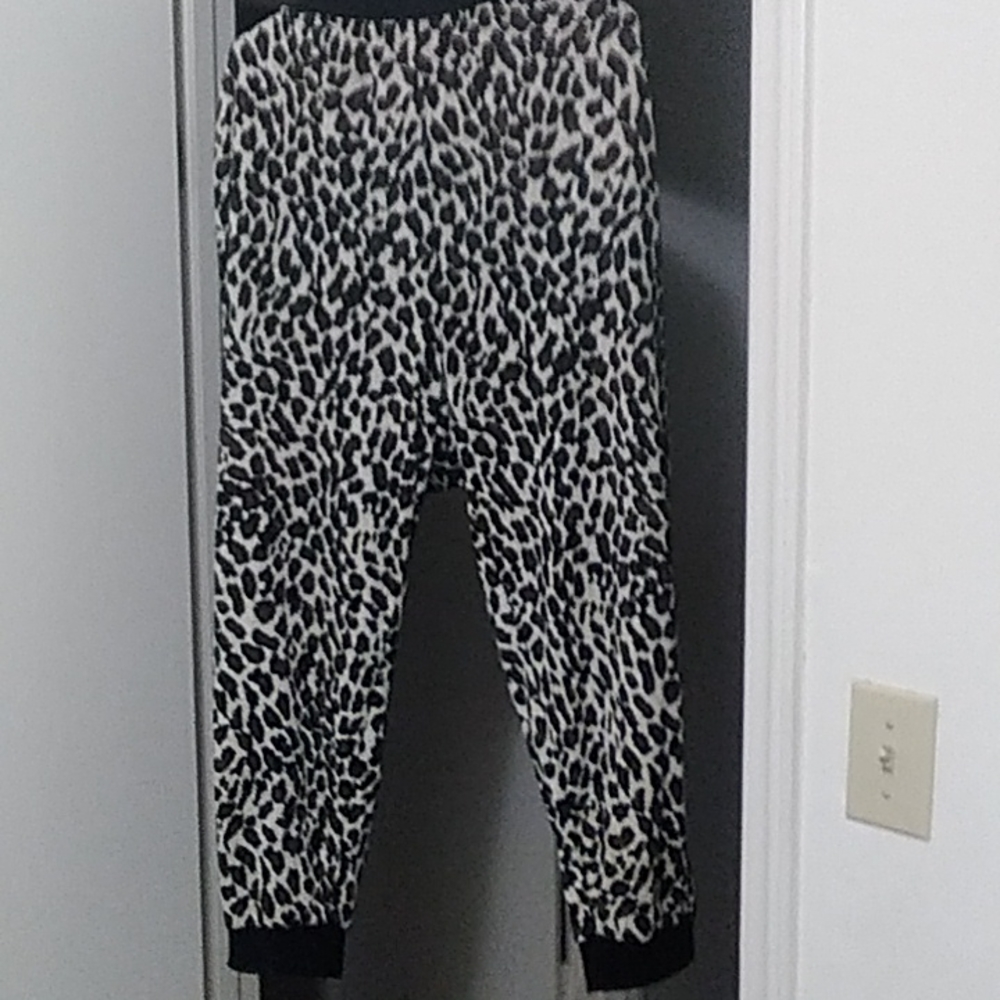 NWOT Sunshine and Rodeo cheetah print sweat joggers